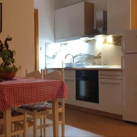 Gogi - One Bedroom A1 *