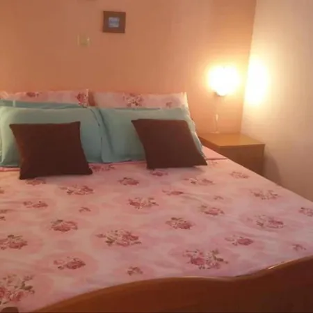 Gogi - One Bedroom A1 * Τρογκίρ