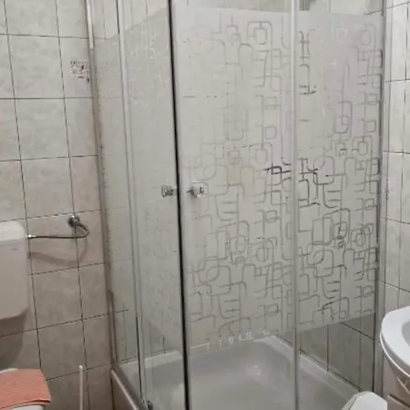Gogi - One Bedroom A1 * Τρογκίρ